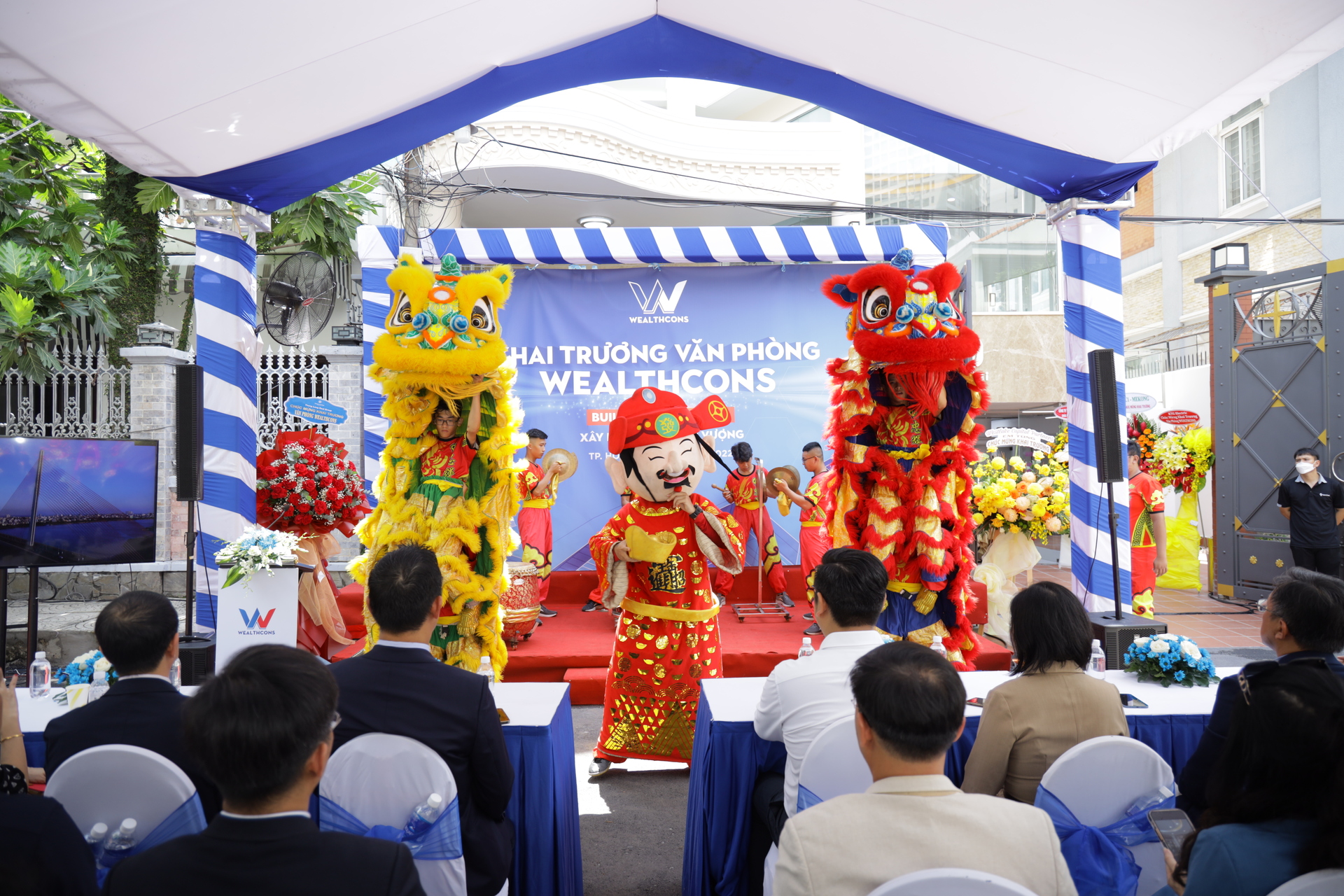 Wealthcons opens office building