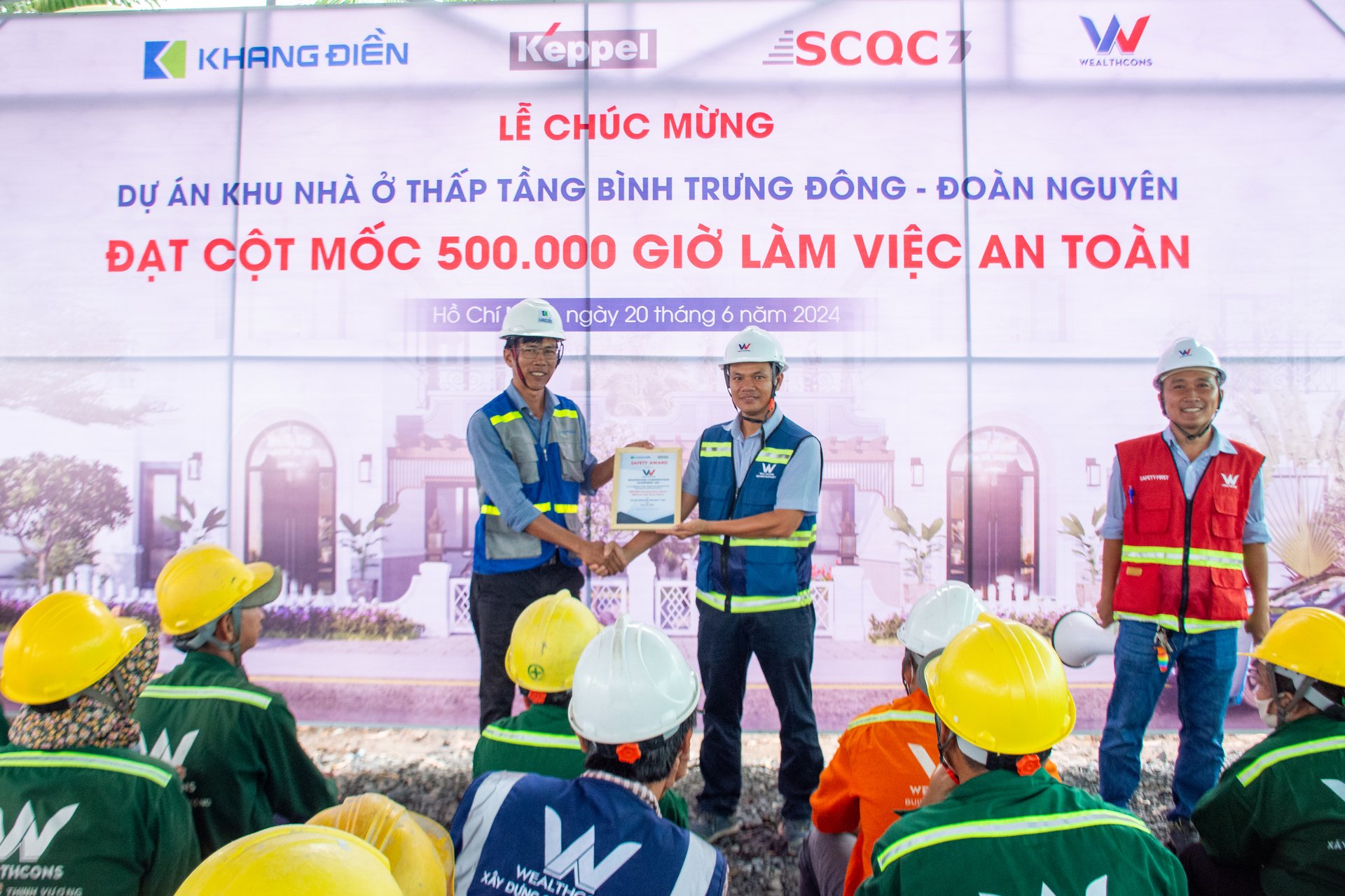 Congratulations to the Emeria Khang Điền Project for Reaching 500,000 Safe Hours