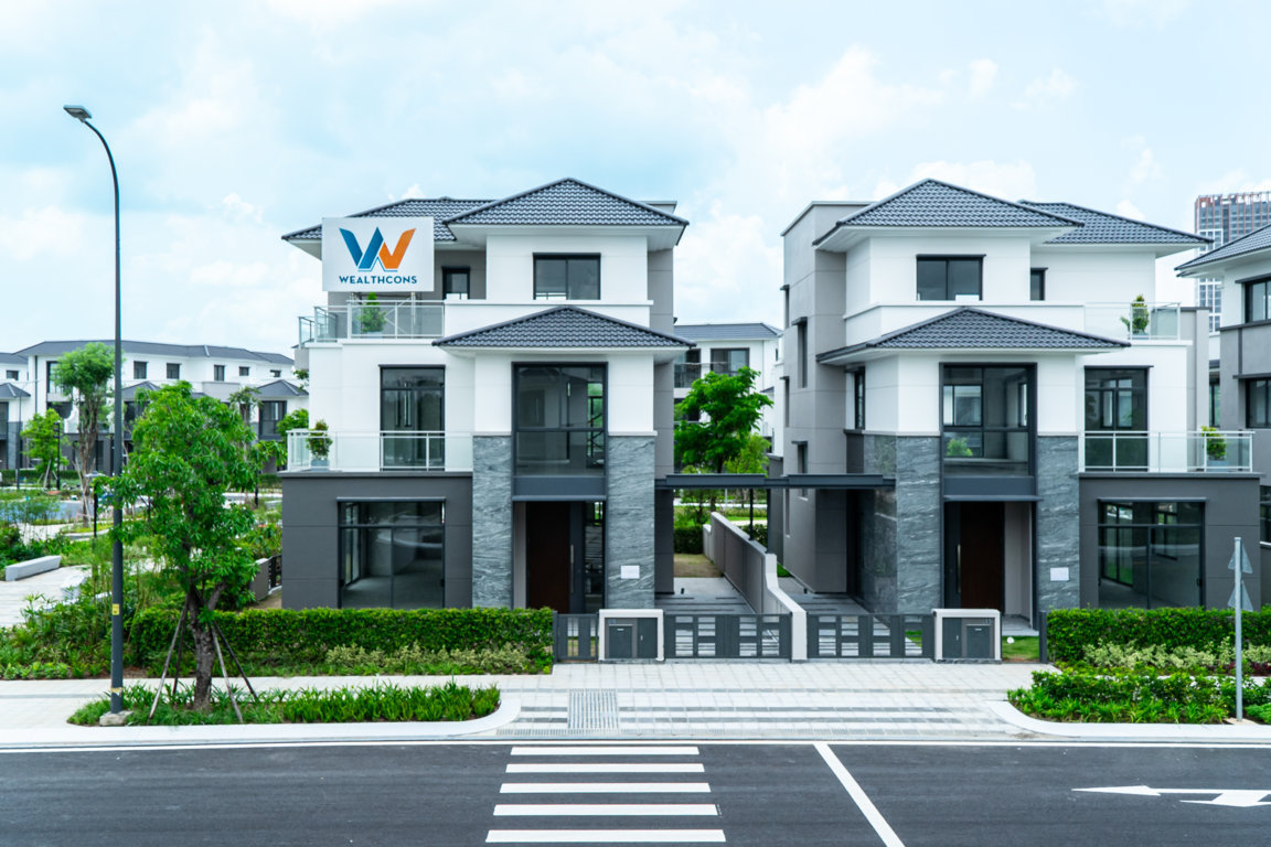 EXCELLENCE IN EVERY DETAIL – METICULOUS CRAFTSMANSHIP – UNCOMPROMISING QUALITY